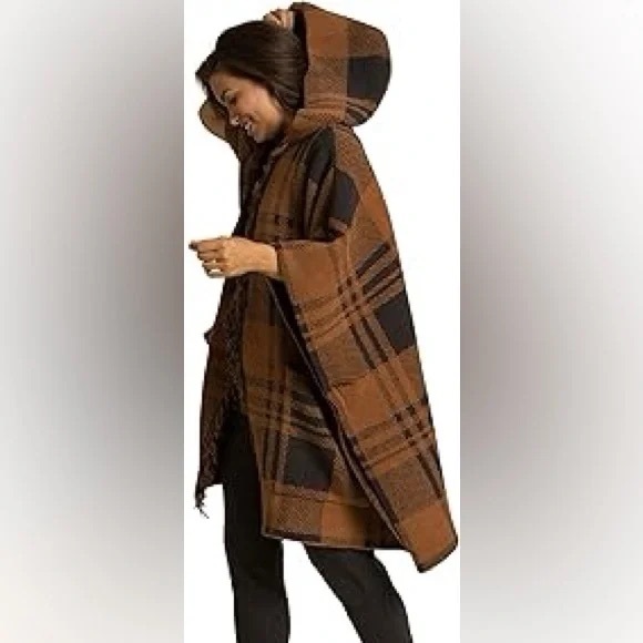 Barefoot Dream cozychic fringe plaid hooded poncho honey/carbon one size NWT - Picture 12 of 13